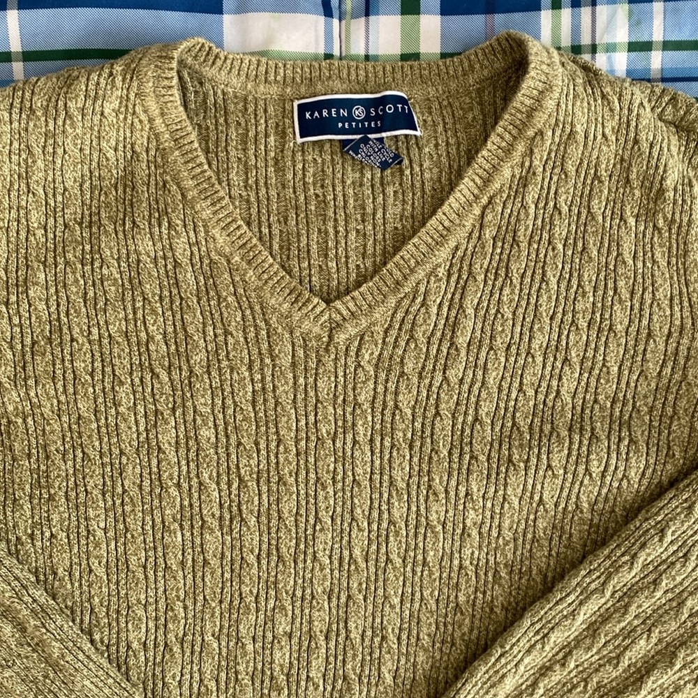 Karen Scott petite warm olive knit v-neck sweater - Picture 5 of 17